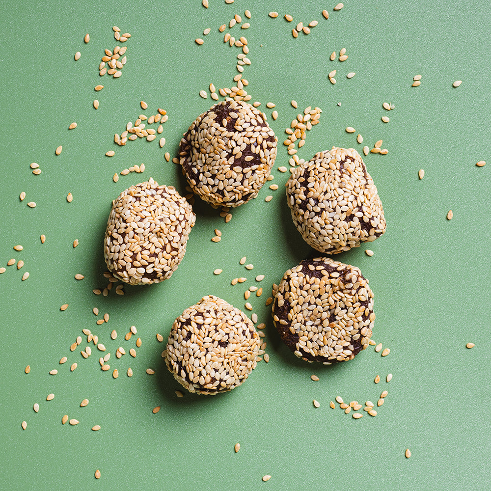 Datekin Sesame Coated Date Balls Filled with Tahini (12 x 5 Pack)